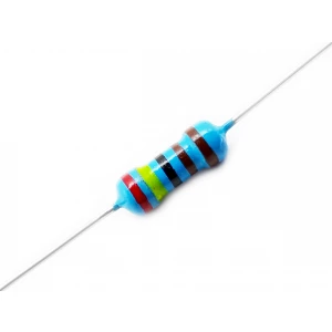 Resistencia 2.4 K 1/4W.