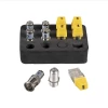 Kit probador de cables de voz (RJ11/12), de datos (RJ45) y de video (coaxial con conector F), comprobador SCOUT™ PRO 3, transmisores remotos, adaptador y batería.